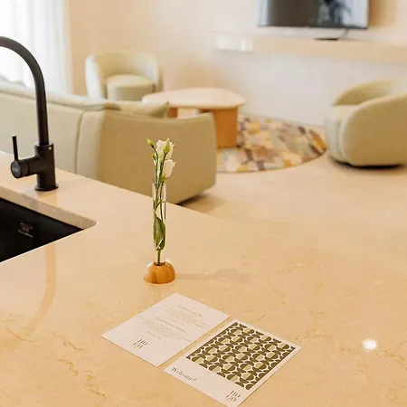 Hogo Hotel 4*
