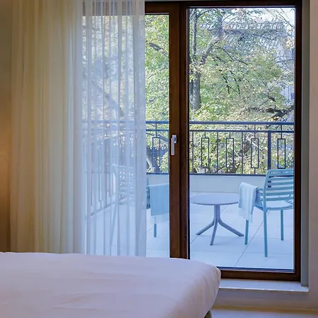 Hogo Hotel 4*
